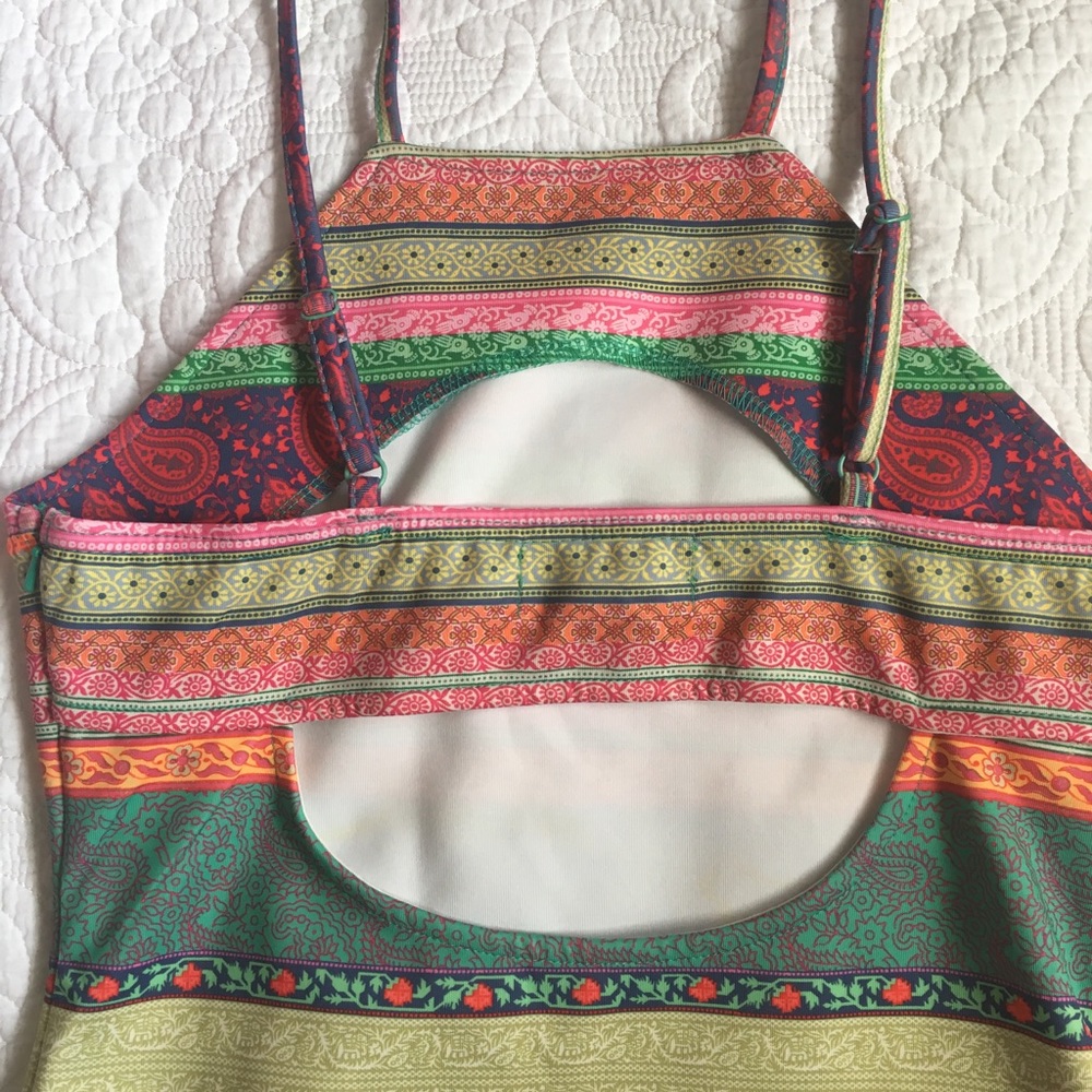 MinkPink High Neck Dress Size Small - Picture 3 of 4